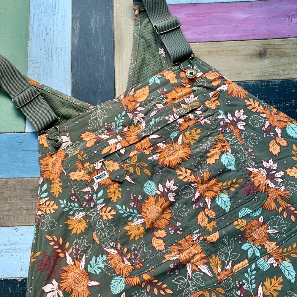 NWT Duluth 2X x31”L Heirloom Gardening Lined Bib Overalls Loden Autumn Leaves